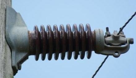 Elektrik Enerjisi İletim Dağıtımı İçin ODM Porselen Sonrası İzolatör