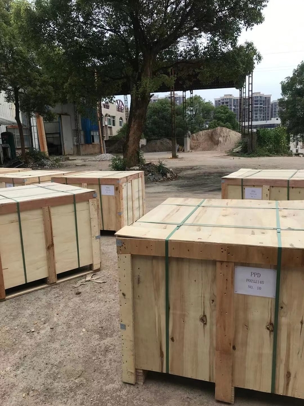 Kahverengi Porselen C-110 Yüksek Gerilim Trafo Burcu / OEM